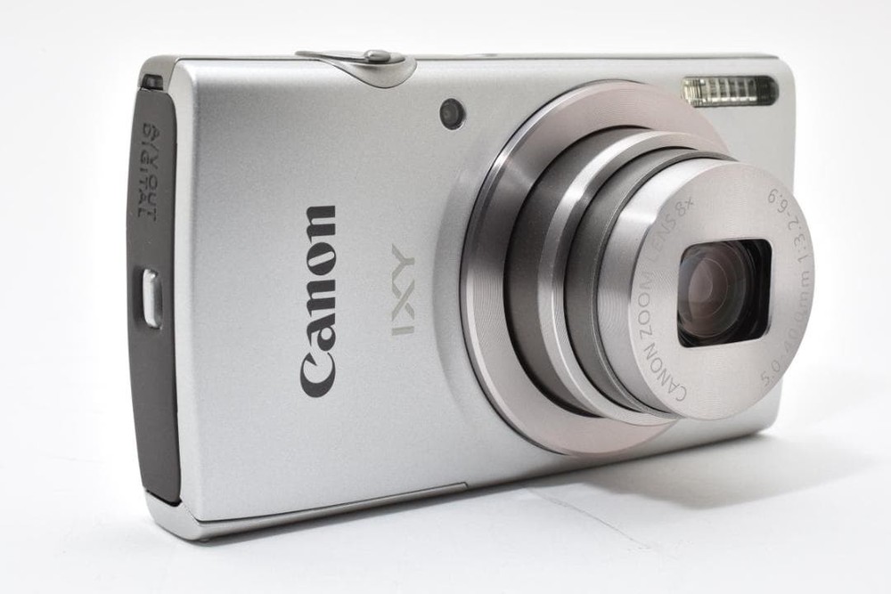 Canon IXY 200 Compact Digital Camera Silver Excellent Condition
