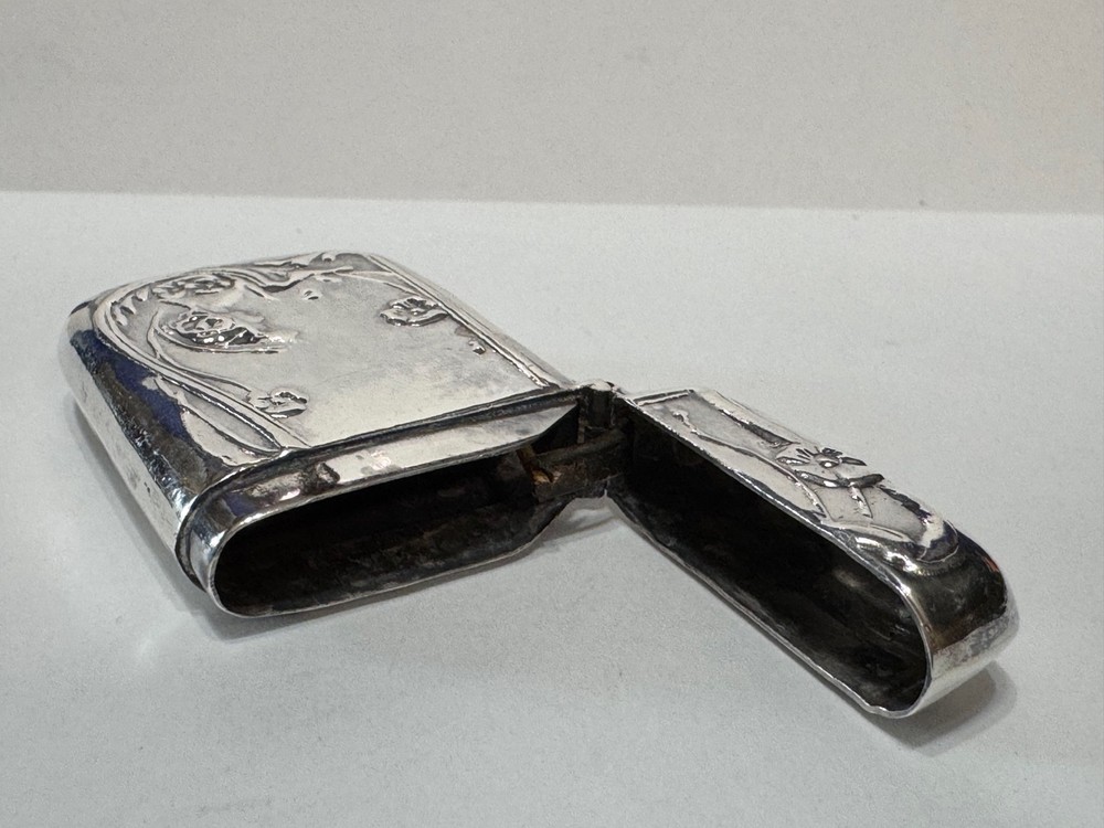 Antique Sterling Silver Repousse Rectangular Etui Art Nouveau for Chatelaine