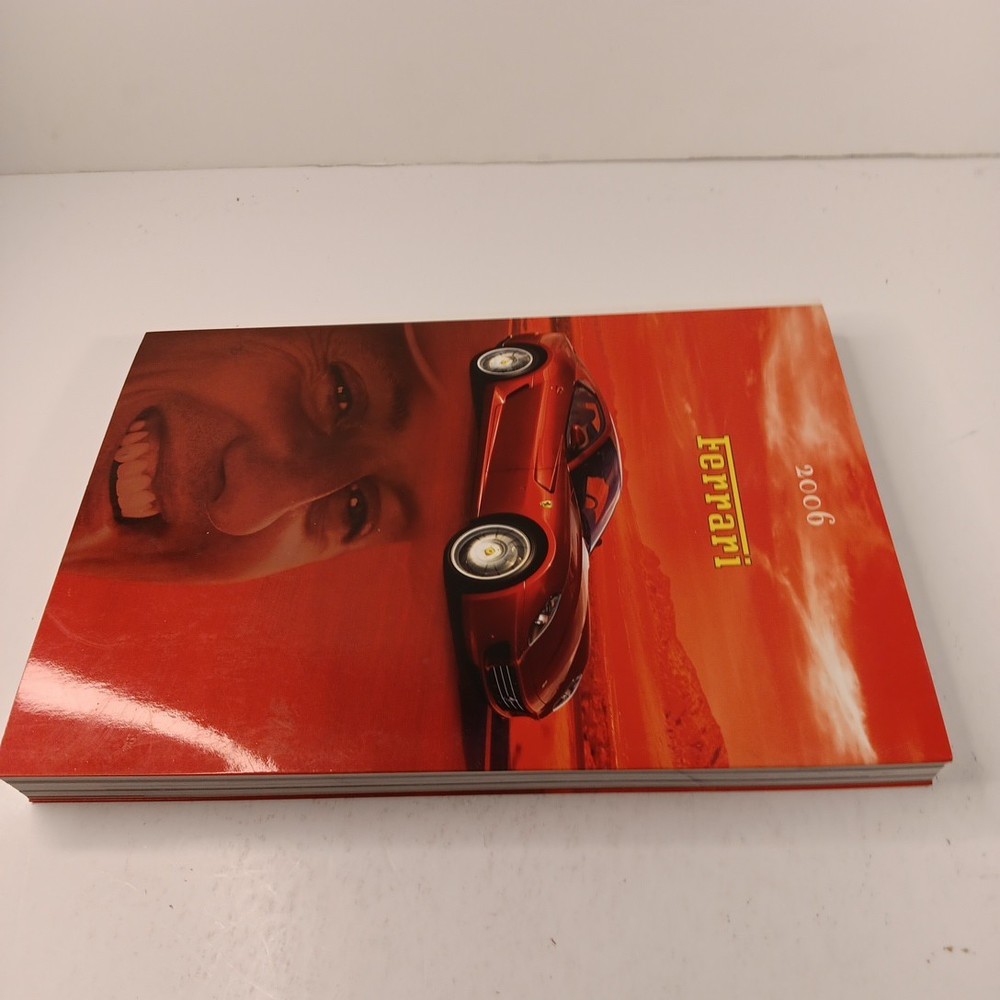 FERRARI OFFICIAL YEARBOOK PB (2006)