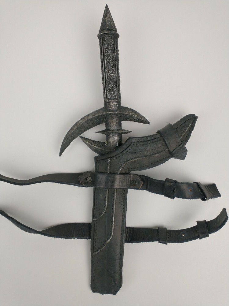 The Great Wall: Black Bear Army Sheathed Stunt Dagger