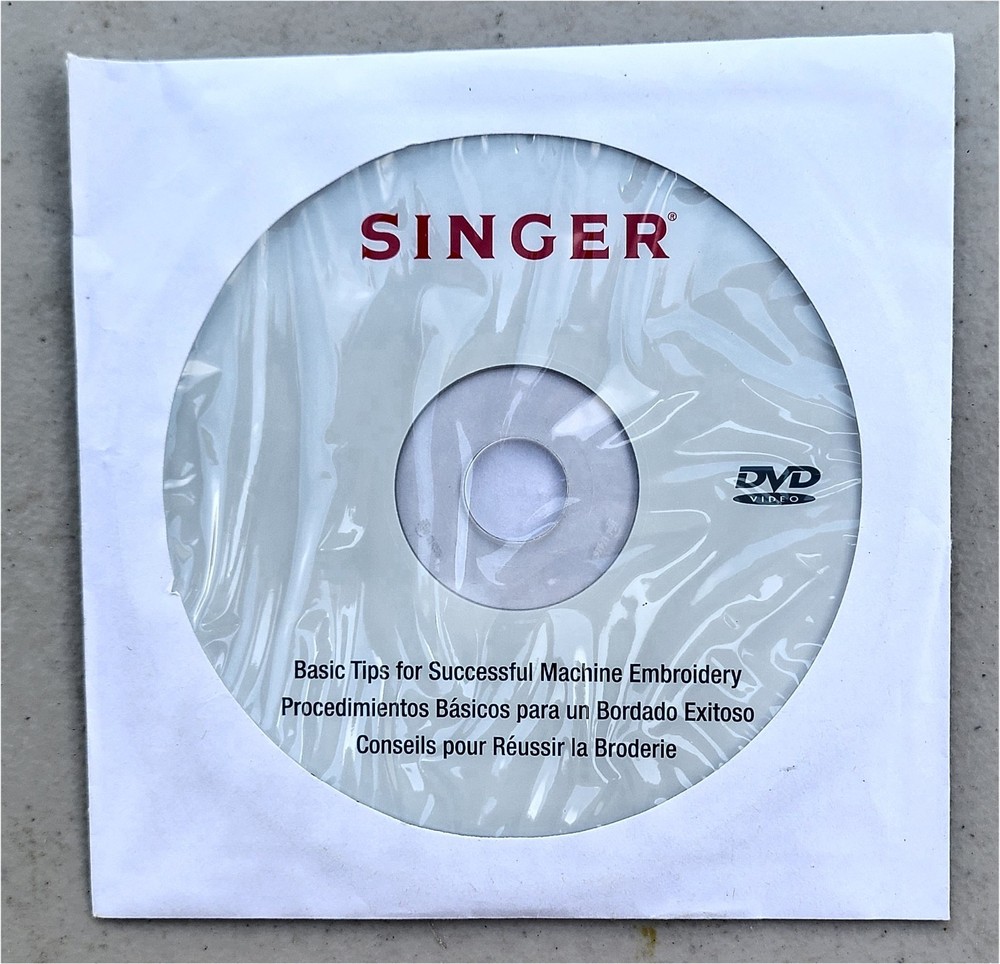 SINGER SEWING MACHINE MODEL CE-250 - EMBROIDERING UNIT