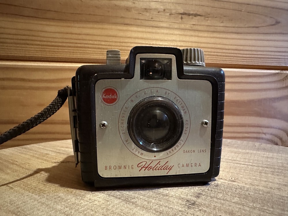 Kodak Brownie Holiday Flash Camera W/ Strap untested