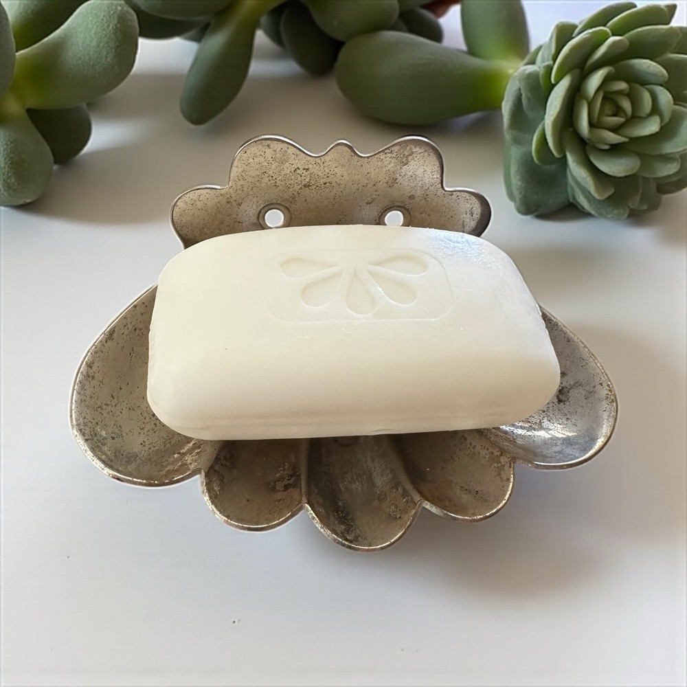 Antique Original c1910 Nickel Plated Clam Shell Wall Mount Soap Dish