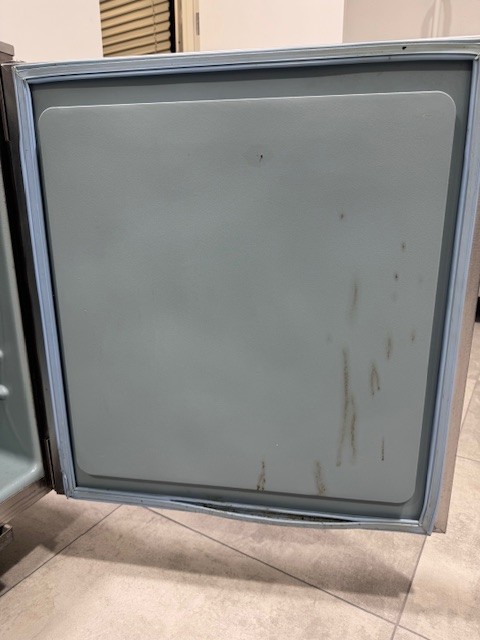 Delfield 406-CA Undercounter Refrigerator w/o Casters
