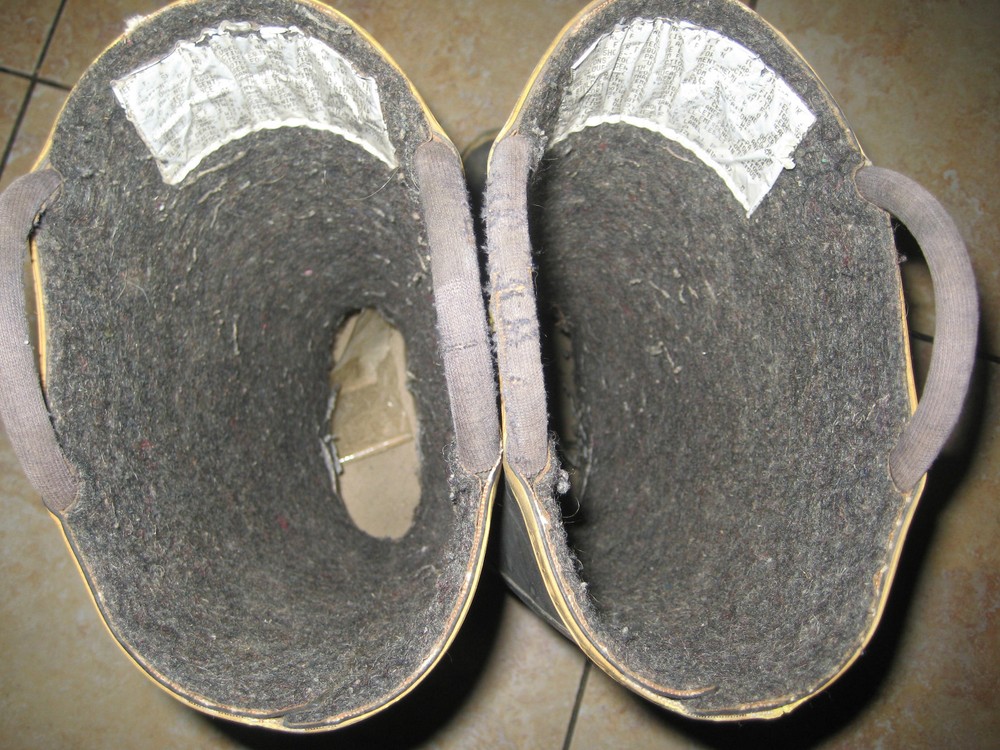 RANGER FIREWALKER BOOTS SIZE 7 MEDIUM. STEEL TOE.