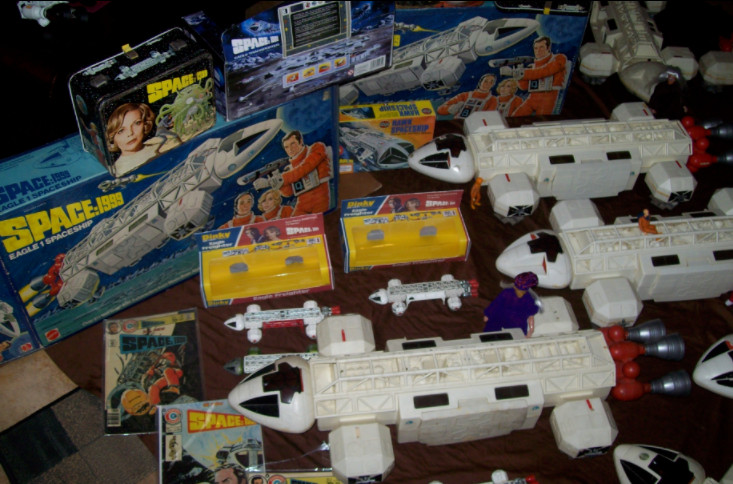 SPACE 1999 EAGLE ONE 1 MATTEL MISSING BULKHEADS REPLACEMENT INSERTS 2 ONLY CIFO*