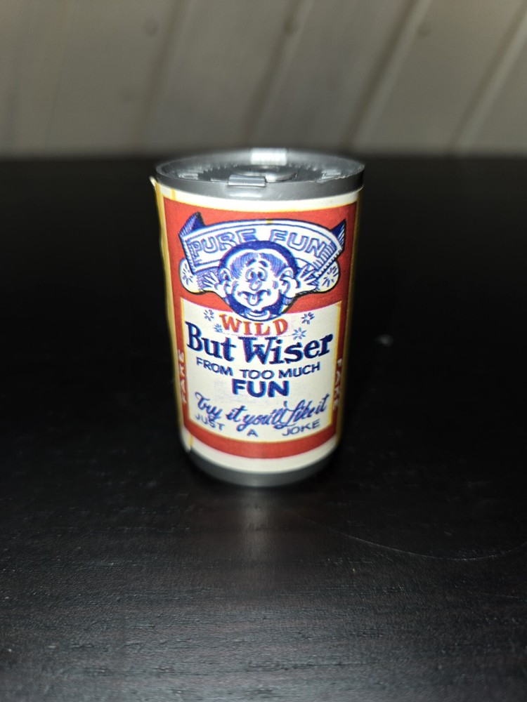 Vintage 80s But Wiser Chig-a-Can candy container
