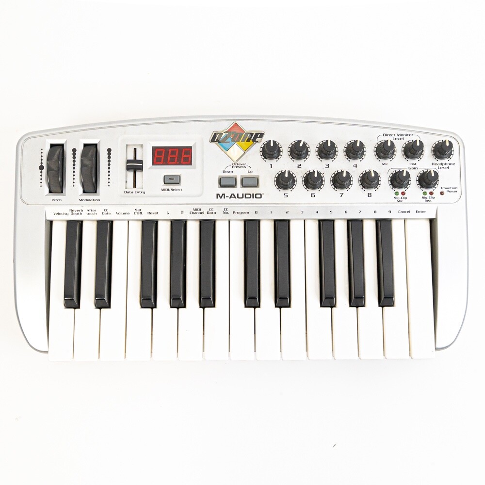 M-Audio Ozone USB Audio and Midi Controller with USB Cable