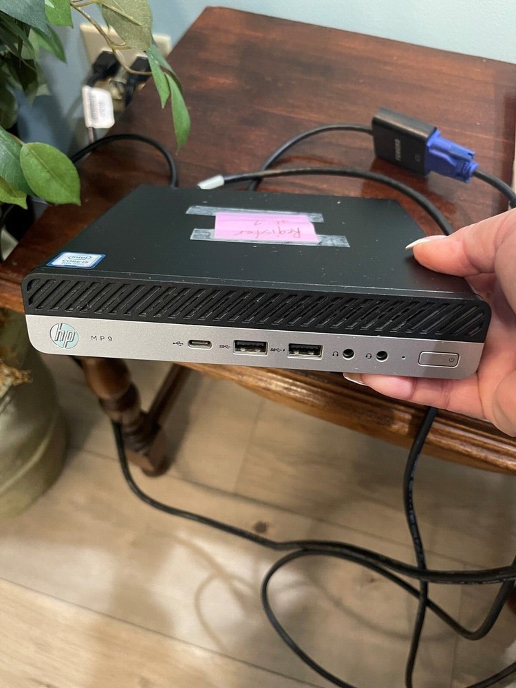 HP Computer, w/Ingenico, scanner, receipt printer, label printer & cash drawer