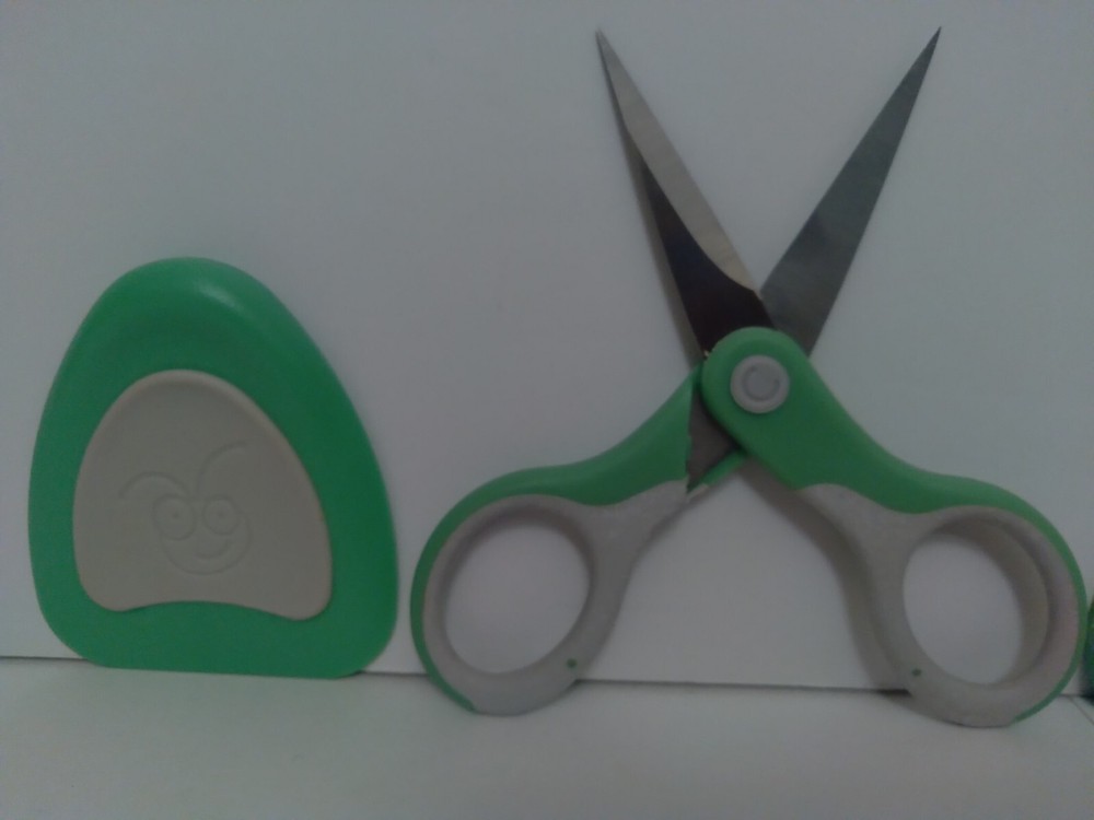 Cricut - Preowned - 8 Piece Portable Hand Tools Kit