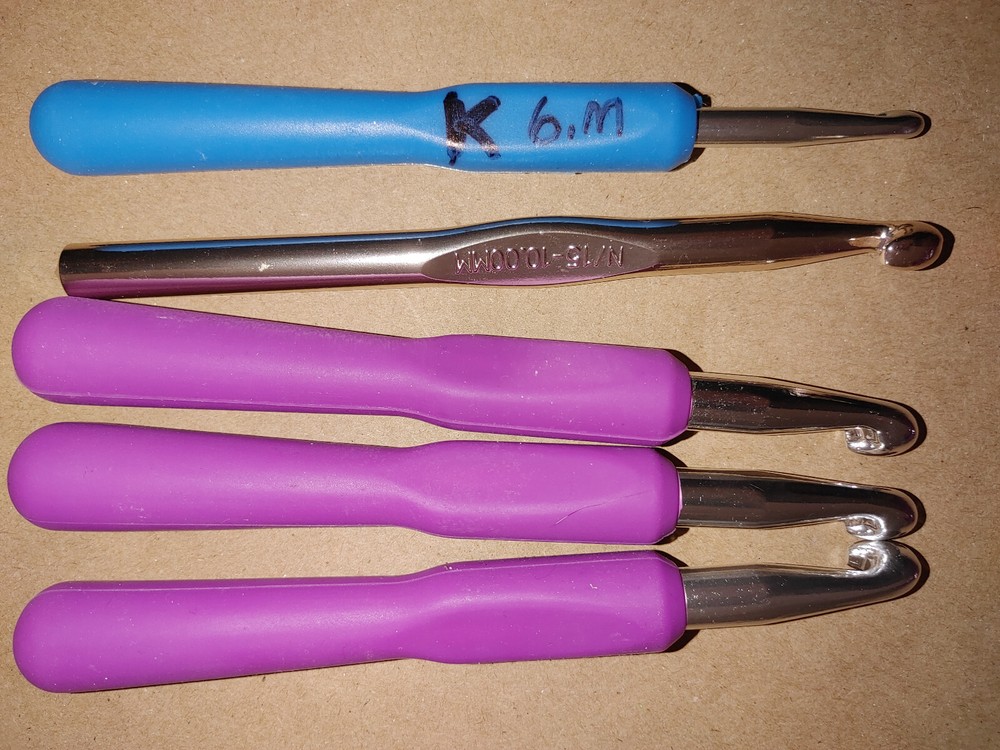 Boye 5 Piece Ergonomic Crochet Set With Storage Case