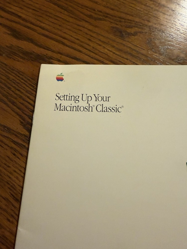 Setting Up Your Macintosh Classic - Manual - 1990 - 16 Pages