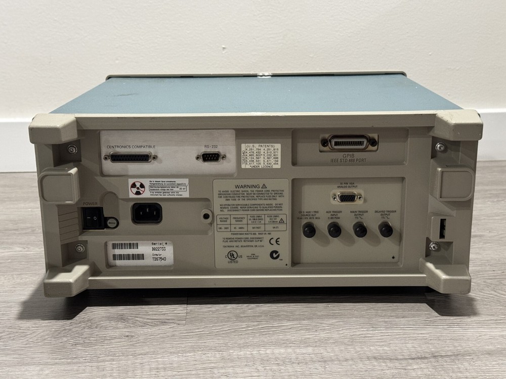 Tektronix TDS754D Digital Oscilloscope