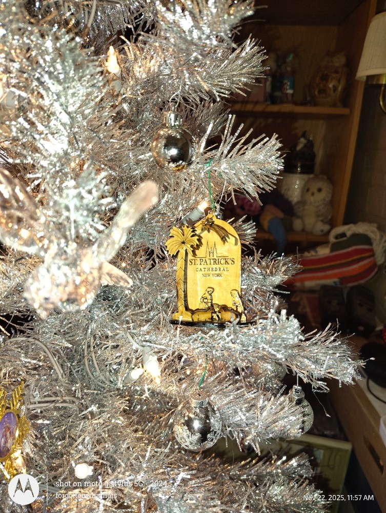 3.5 Ft. Silver Pre-lit Tinsel Christmas Tree With Ornaments