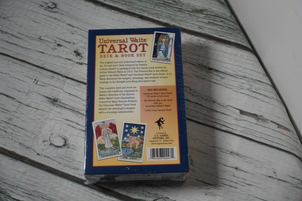 Universal Waite Tarot Deck & Book Set