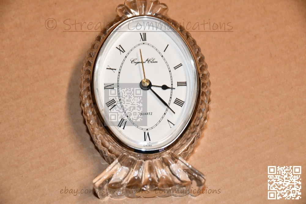Quartz Crystal Small Desk Clock