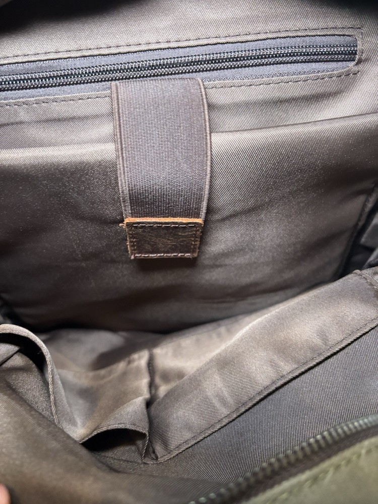 Pre-Owned Mythic Manor Backpack W/2 Pins Gaming Backpack