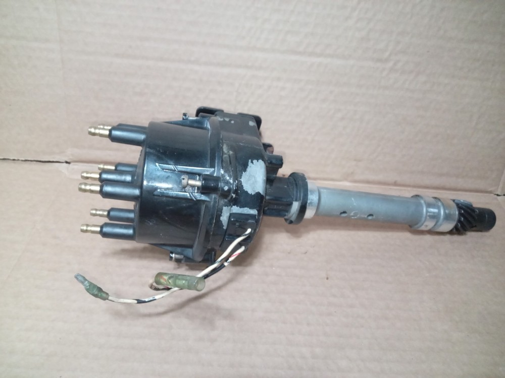 Mercruiser V6 4.3 Distributor Cap And Assembly