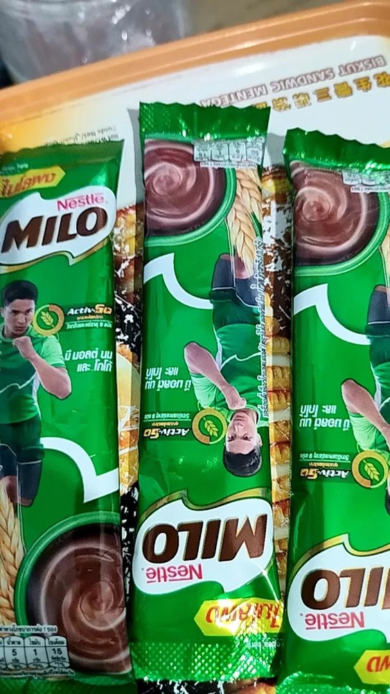 Milo Instant Sticks Convenient Stick Format / 48 PCS Rich Chocolate Flavour