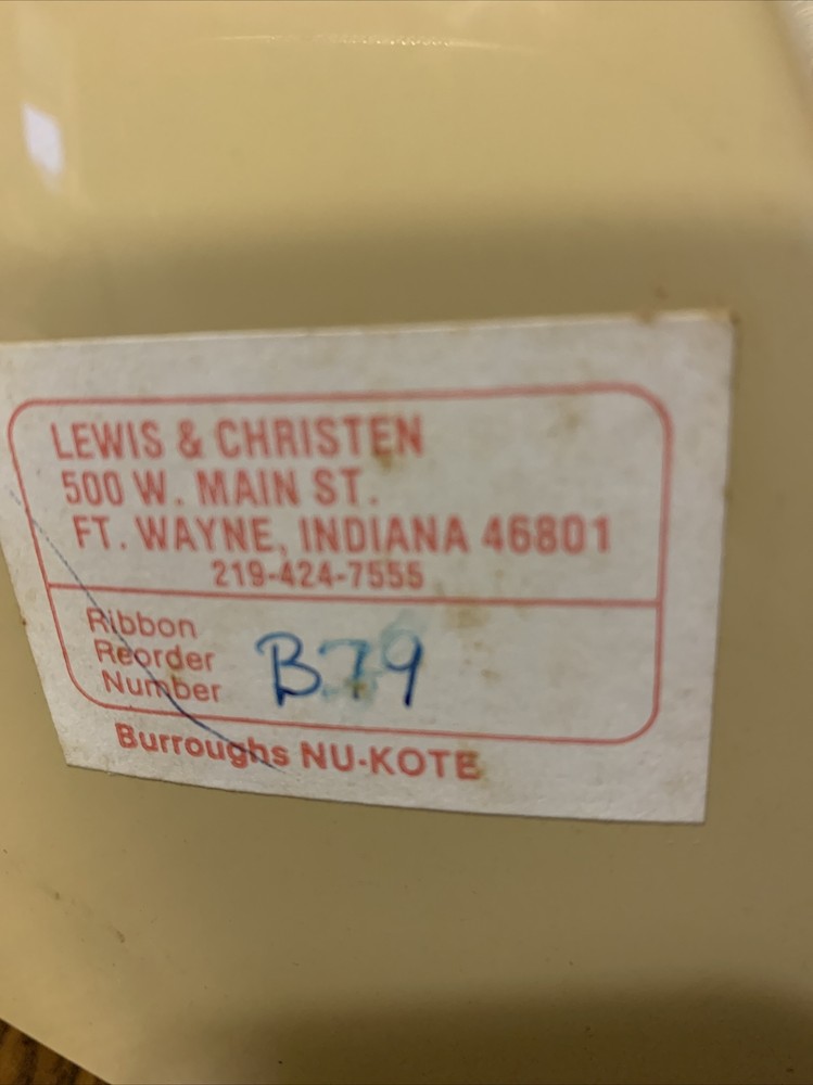 Victor Adding Machine 215A. With Dust Cover.