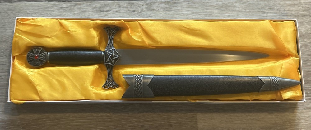 Knotted Celtic Dagger New In Box