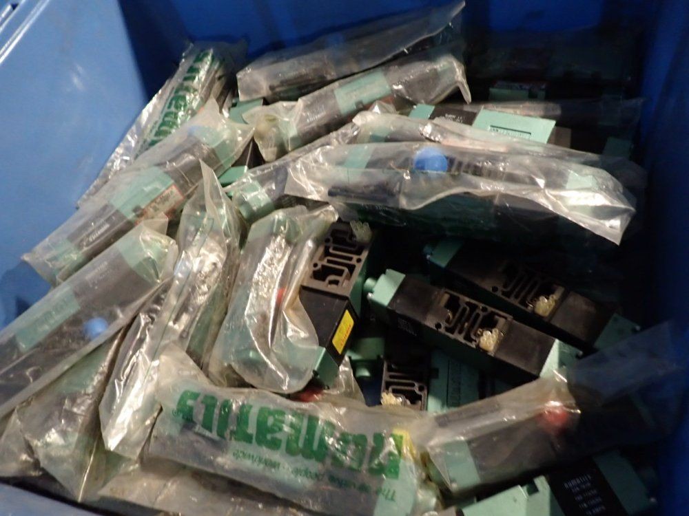NUMATICS SOLENOID VALVES 08251470996