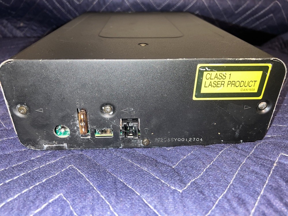 CD Changer Bmw 740il E38