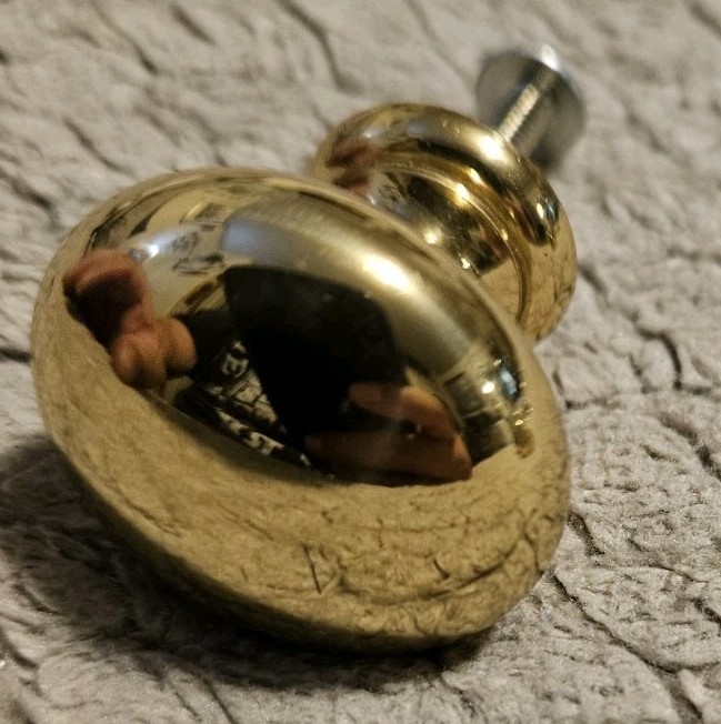 Brass Drawer Pull 1 1/4 Inches