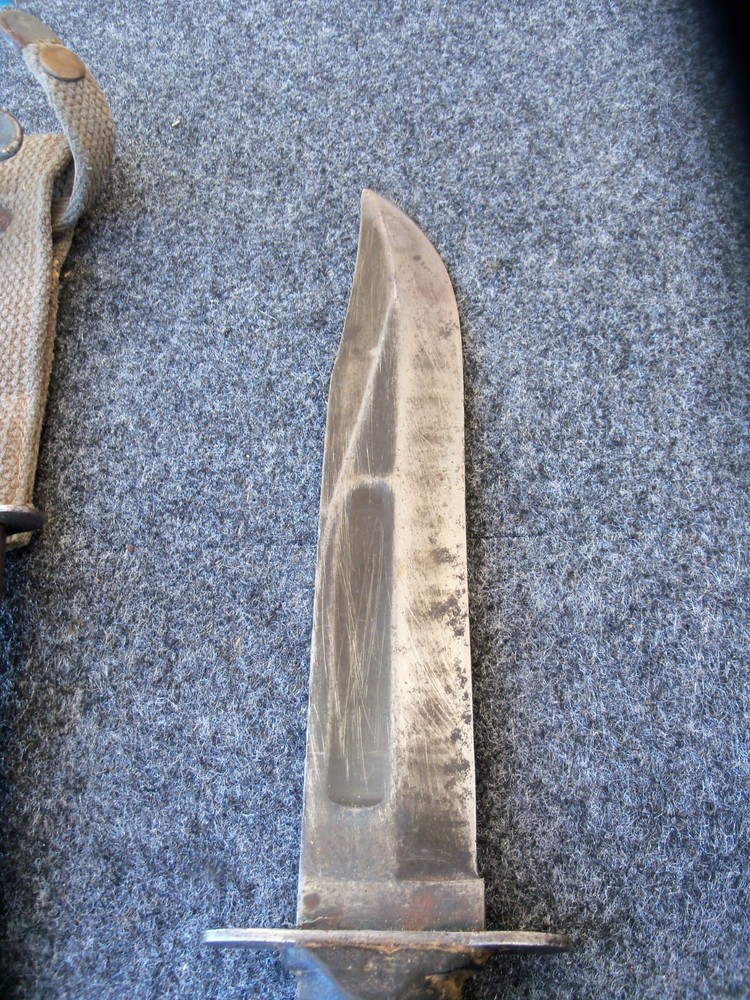 USN MK2 FIXED BLADE FIGHTING KNIFE, CAMILLUS, NY, USMC, WITH SHEATH