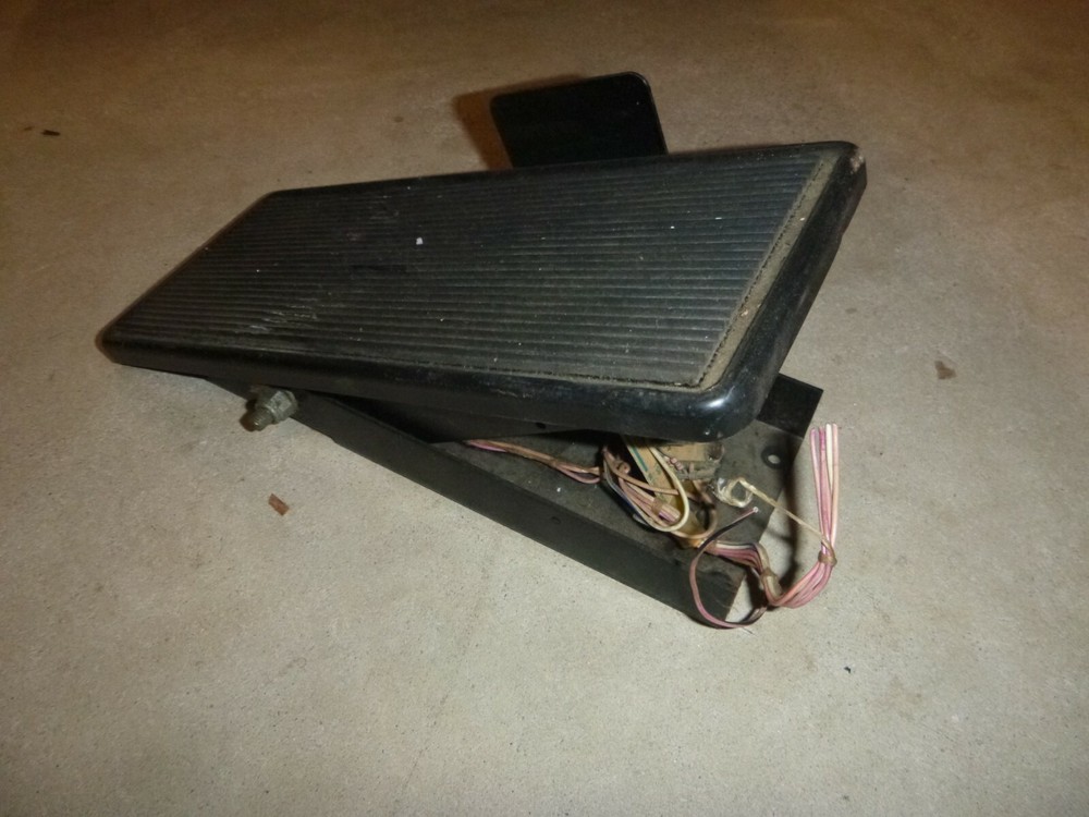 Vintage Organ Volume (Expression) Pedal ~ BUILT TO LAST !!!