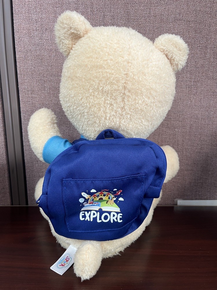 Spark create imagine, interactive learning, bear sings And Lights Up.