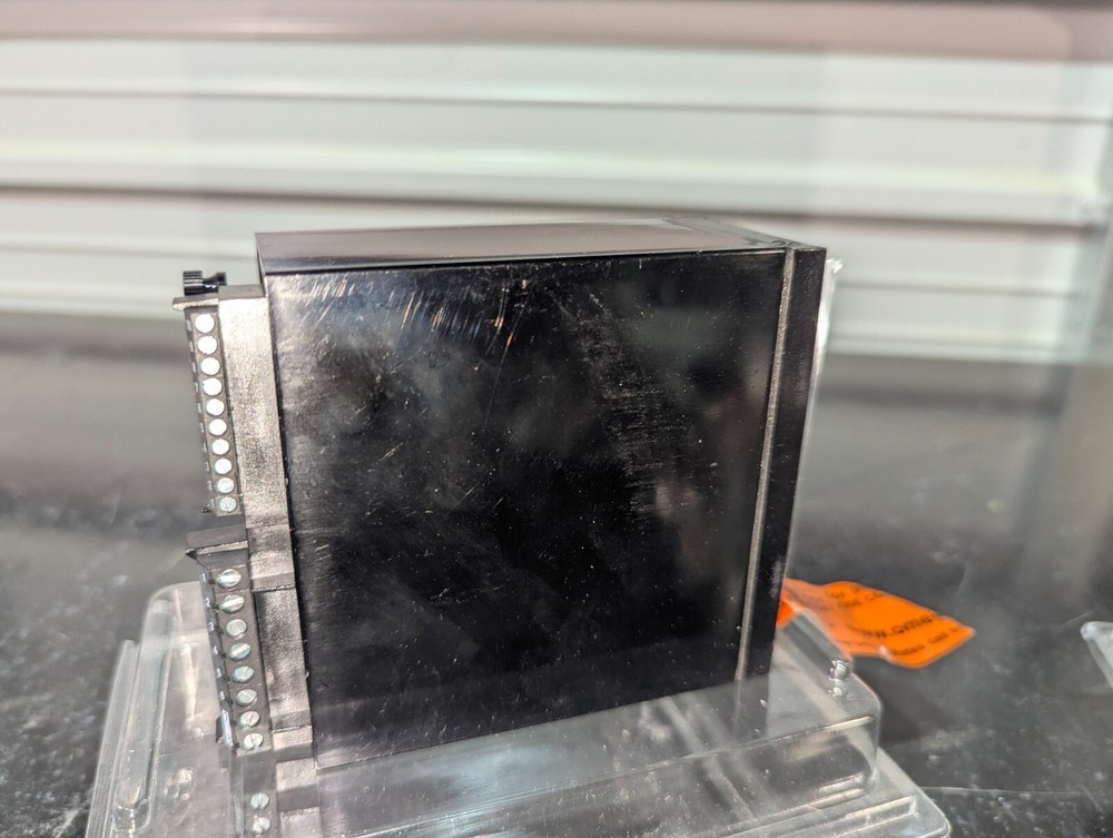 Omega DPi1701-USB-AR Graphic Panel Meter Data Logger Temp Process OPEN BOX