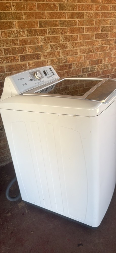 Insignia 4.1 Cu. Ft. High Efficiency Top Load White Washer