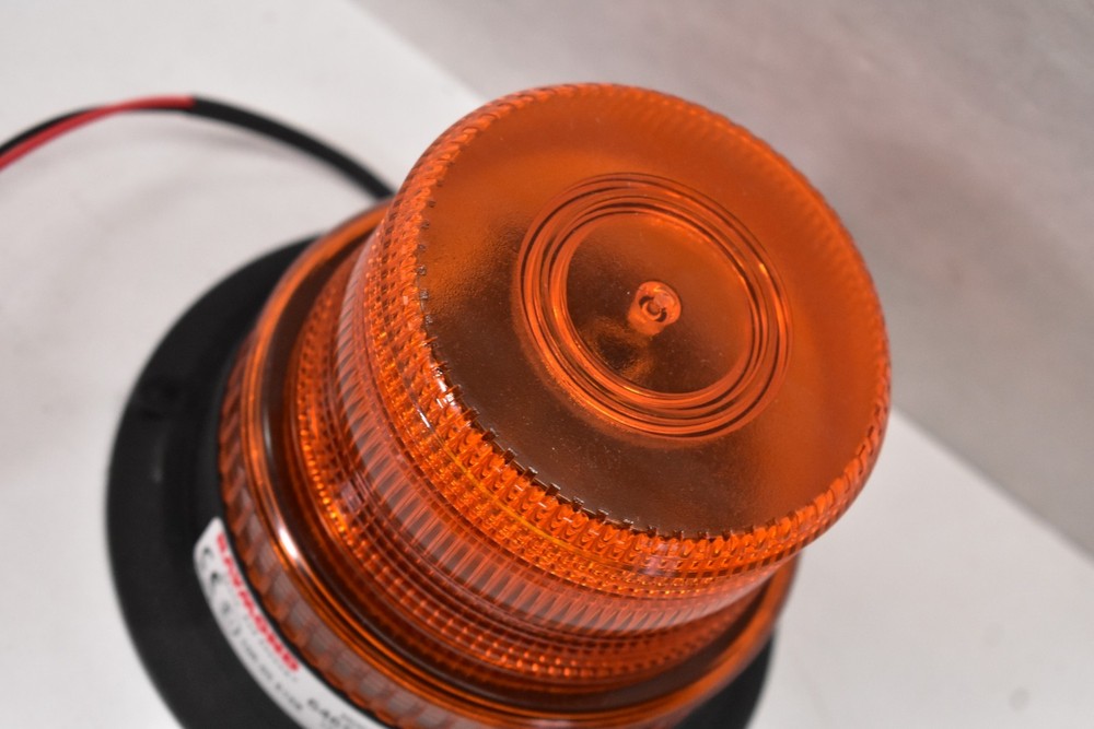 ECCO 6465 Series SAE Class III LED Beacon Light Pluse8 Flash Pattern Amber