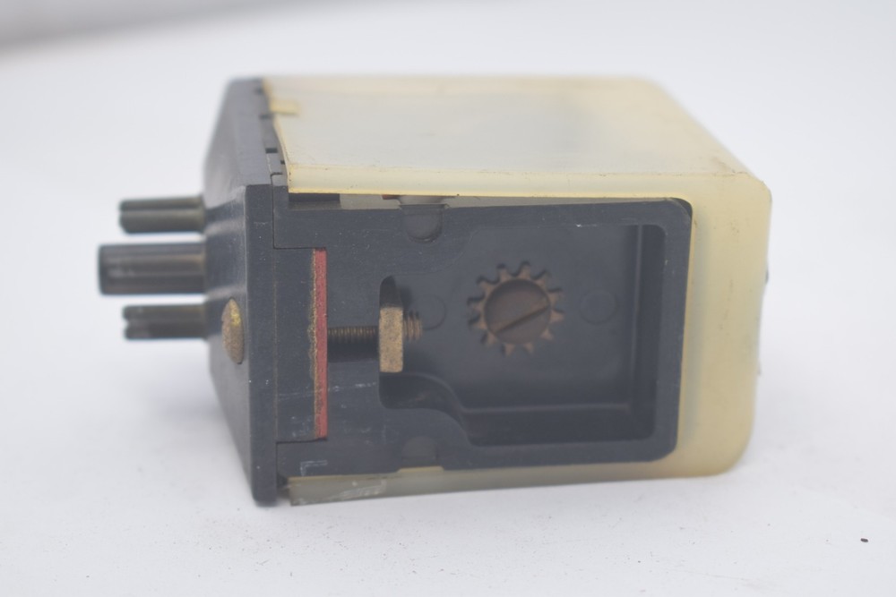 Square D 8501FPD022 Relay 24-120VDC 10A