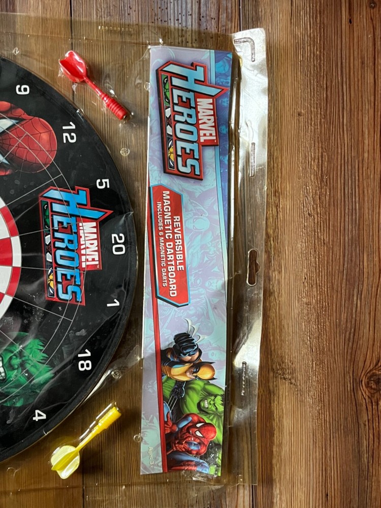 Marvel Heroes double darts board