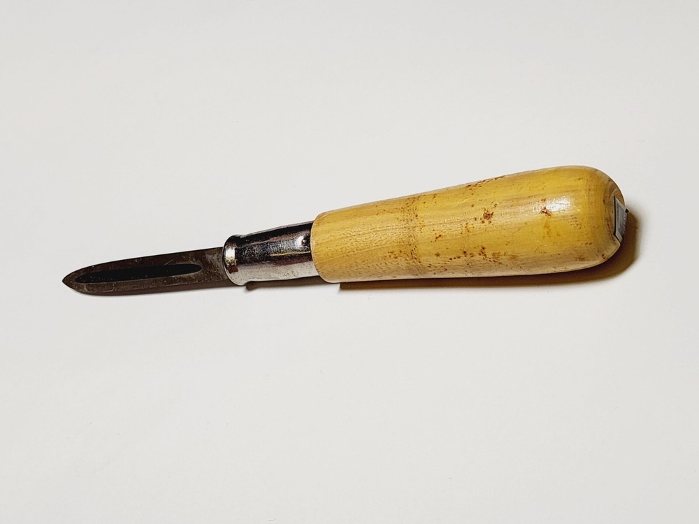 7-1/4" Machinists Triangular Hollow Scraper