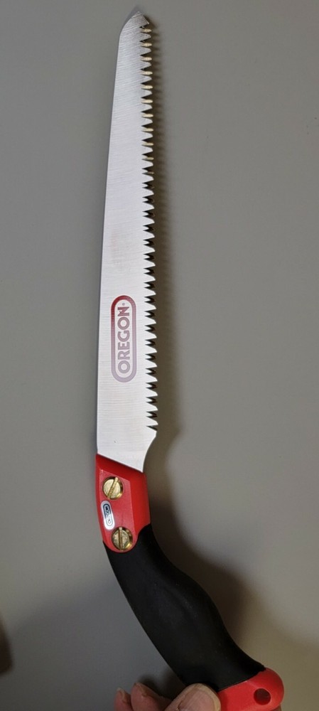 Oregon 9 1/2" pruning saw with sheath.  245mm  #538557 Replaceable blade