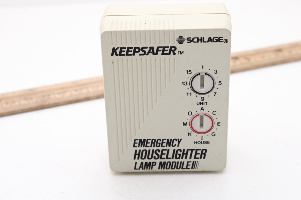 Schlage 71-122 HouseLighter Lamp Module Tested