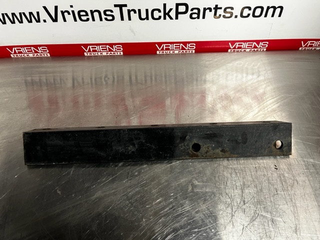 PETERBILT BRACKET-BATTERY/TOOL BOX