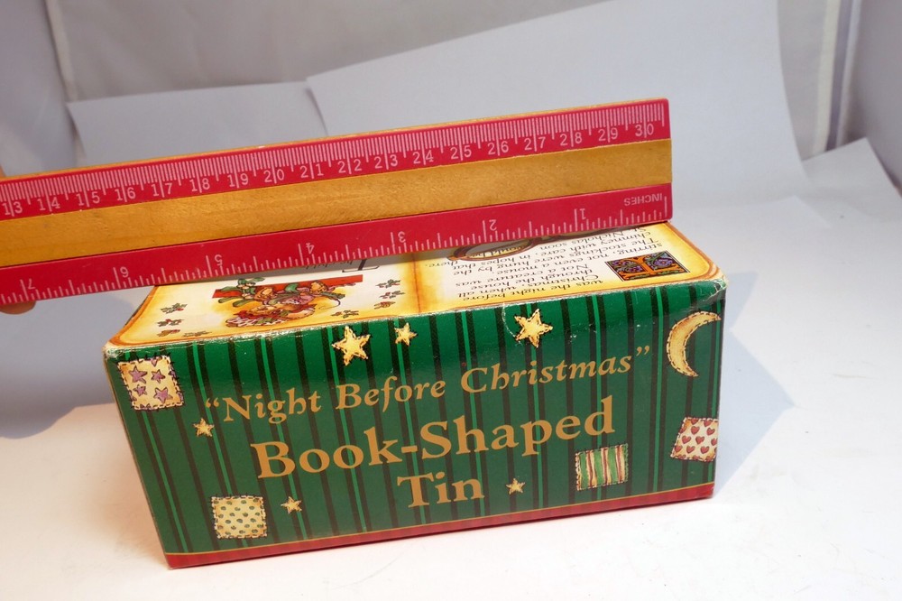 "Night before Christmas" Book Shaped Tin with box mouse sleep - boxed