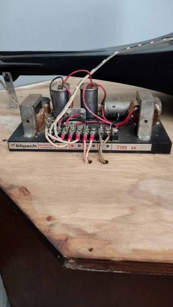 klipsch corner horn speakers