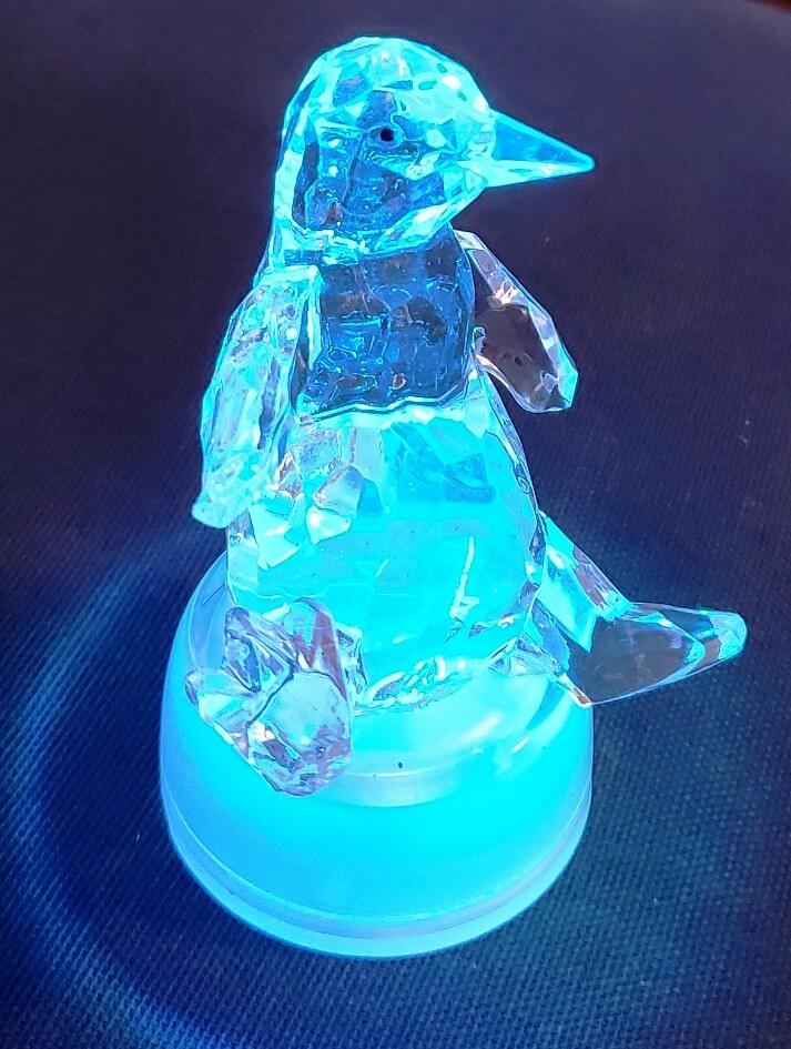 Very Nice 4" Plastic Clear Lightup Color-Changing Figure Decor Nightlight