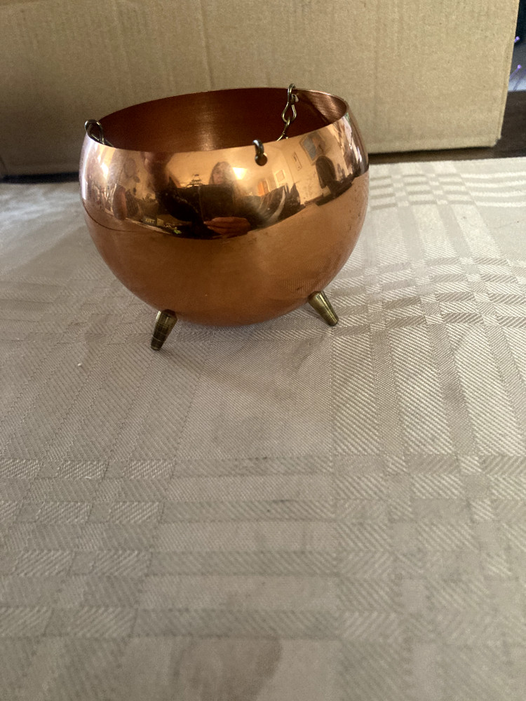 preowed vintage guild hanging bowl