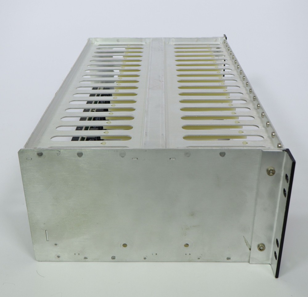 FiberOptions Cage Rack Model 515R