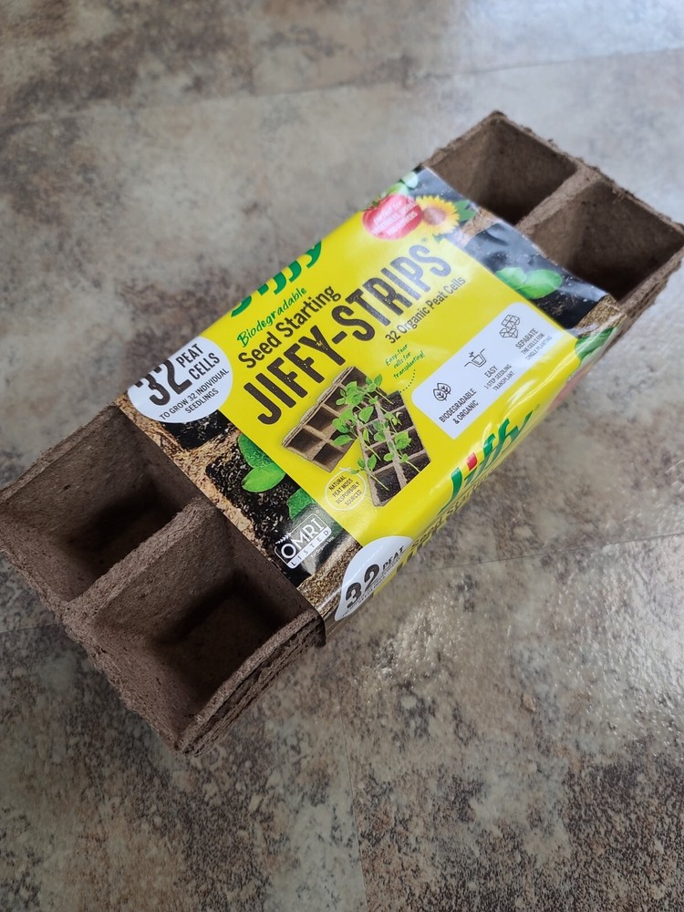 JIFFY JS32 4 PACK 2-1/2" 32 CELL SQUARE PEAT POT SEED STARTING STRIPS
