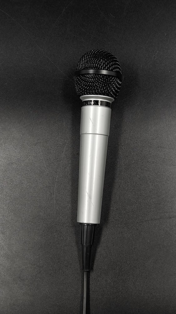 The Singing Machine Co Microphone Used Working Silver