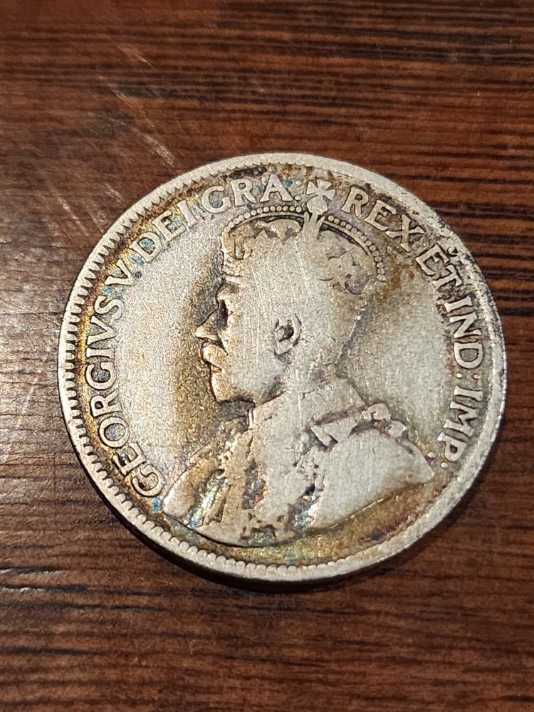 1918 Canada 25 Cents Silver Coin