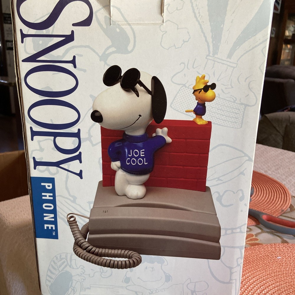 Snoopy Phone
