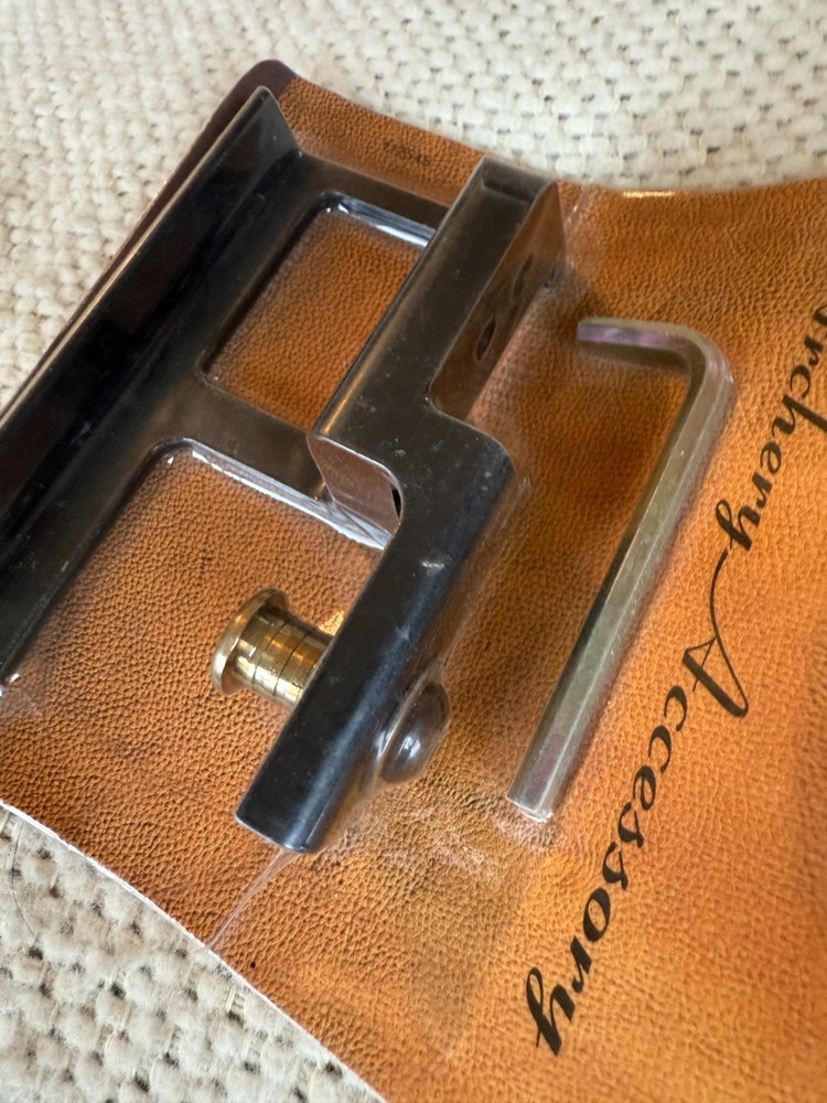 Bear Archery Overdraw Rest Bracket